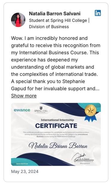 Una publicación o reseña de LinkedIn de un estudiante describiendo su experiencia con un reto de Ewance